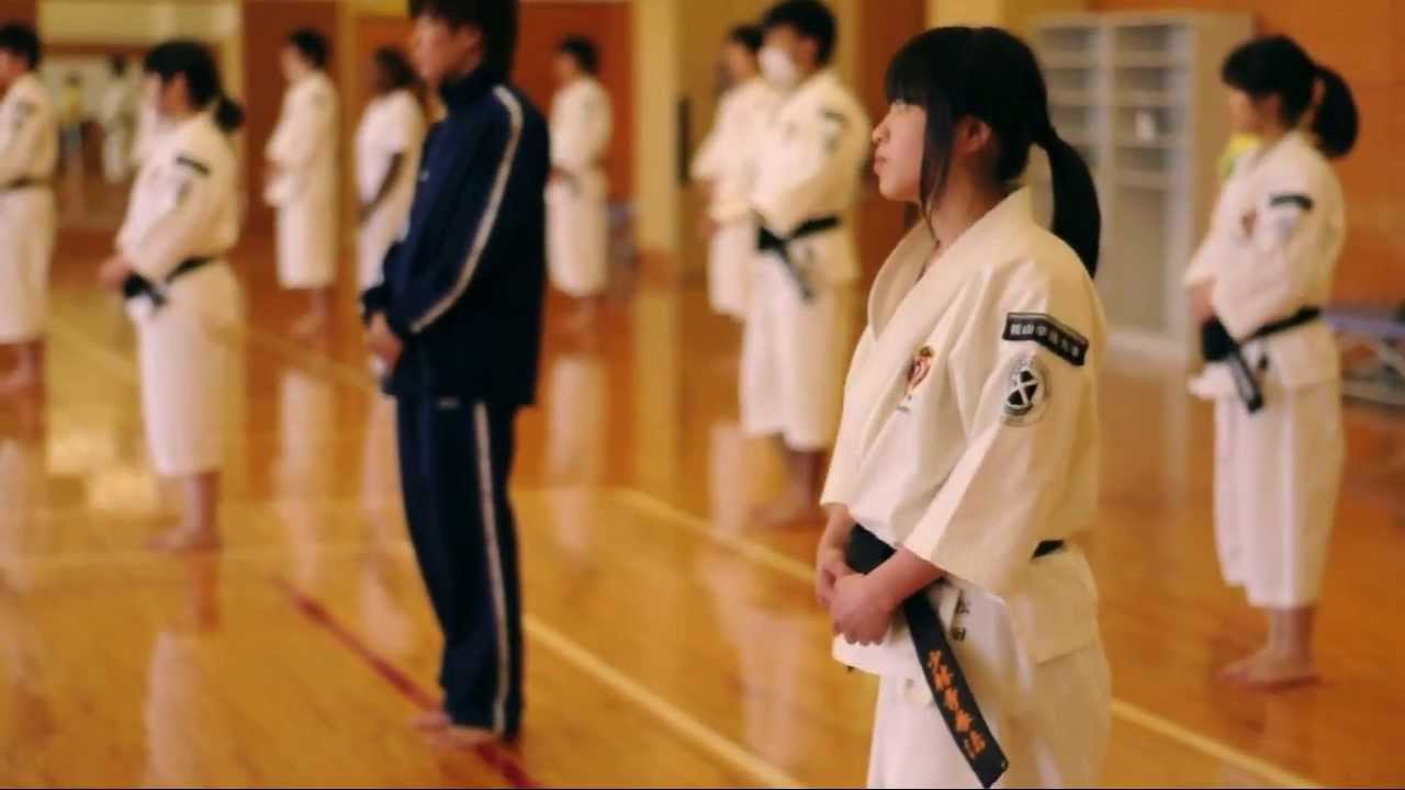Treinamento de Shorinji Kempo pelos alunos da Momoyama Gakuin University de Osaka